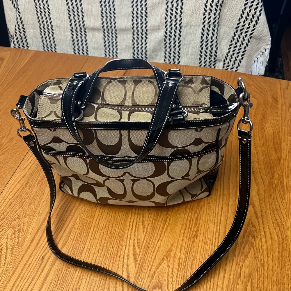 Coach Gallery Tote In Signature Canvas. Gently Us… - image 3